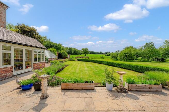 The Woodlands, Calveley Hall Lane, Tarporley, CW6 9LG photo 4