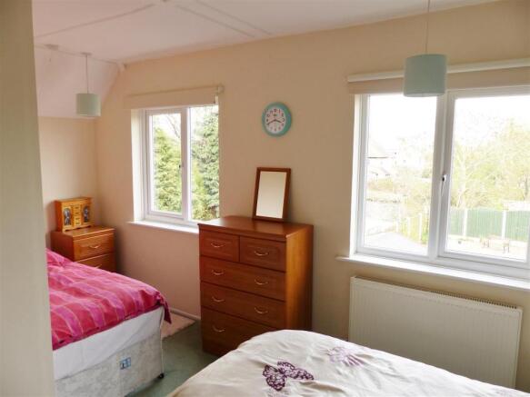 BEDROOM TWO (L-SHAPE