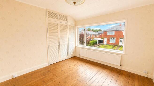 2 bed Terraced for sale Image 8