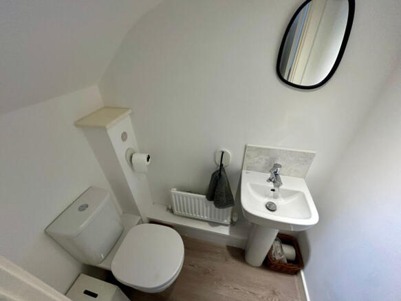 3 bed House to rent Image 4