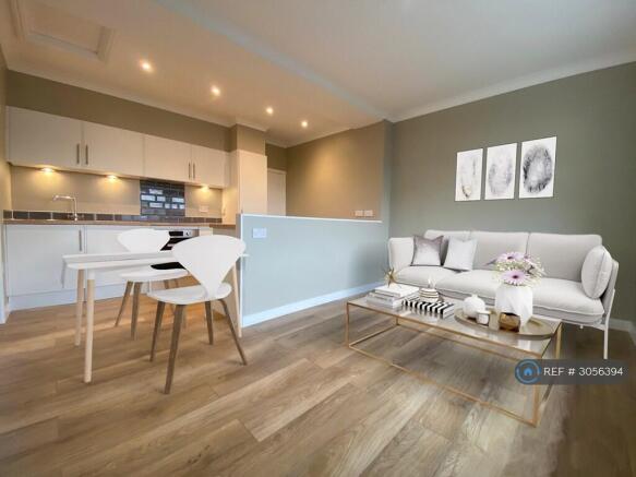 Lounge & Kitchen 2