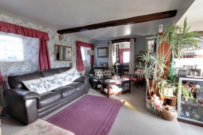 Living Room.jpg