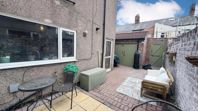 4 bed Terraced for sale Image 4