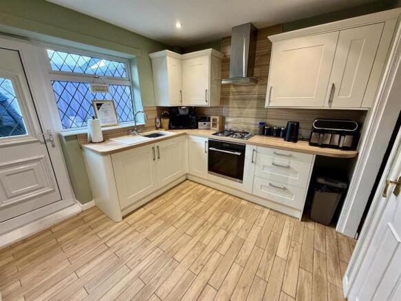 Bramleys Estate Agents - Wateroyd Lane - Mirfield