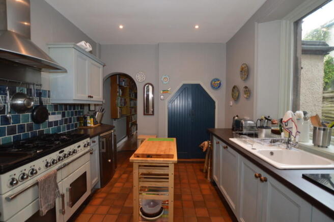 Photo 9