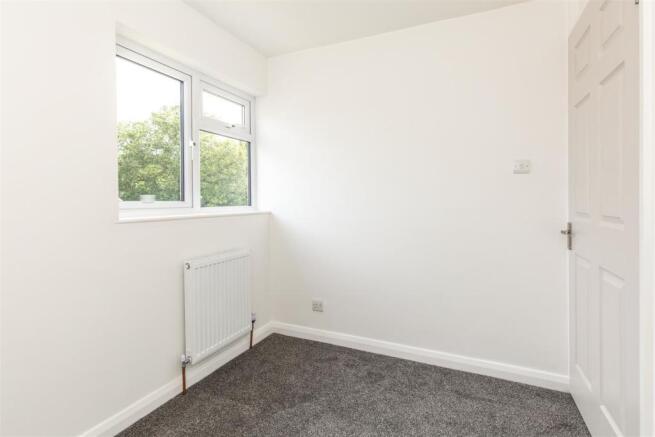 13 Lealands Drive31.jpg