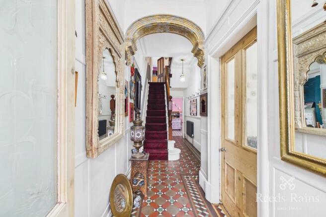 4 bed Terraced for sale Image 7