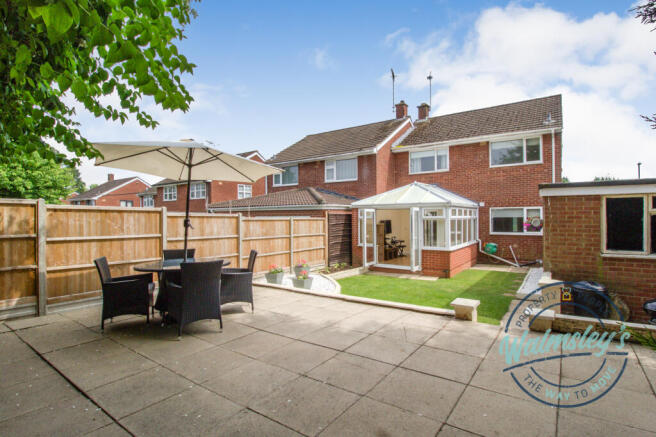 Patio & rear gardens