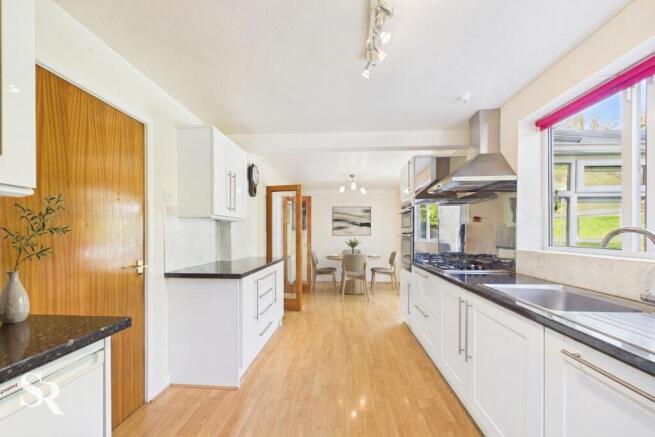 Meadow Close, Whaley Bridge, SK23 photo 4