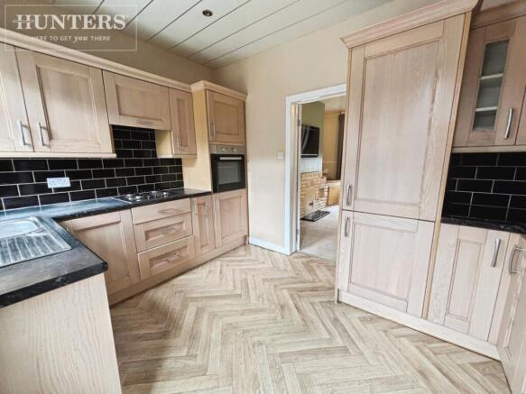 3 bed Terraced to rent Image 4