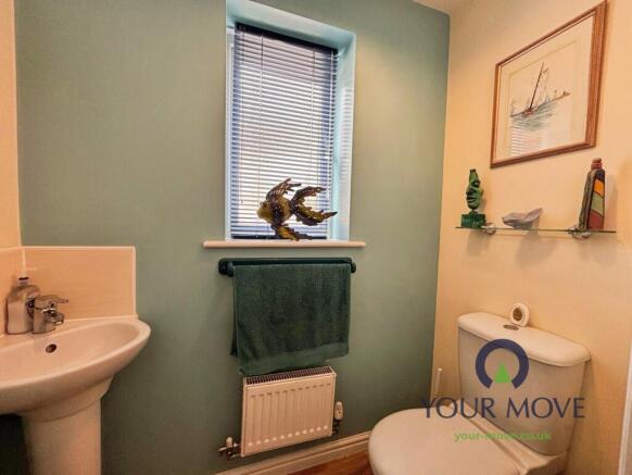 3 bed Detached for sale Image 8