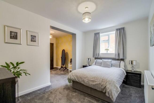 BEDROOM (ANNEX)