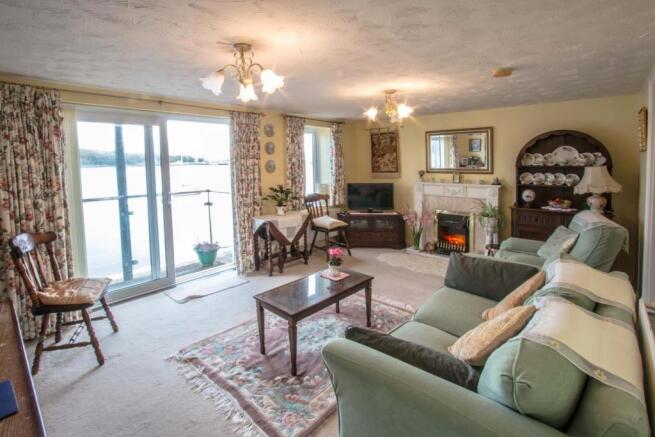 Living-Area.jpg
