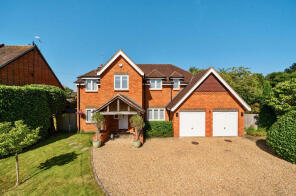 Ramblers, Greensward Lane, Reading RG2 9JW