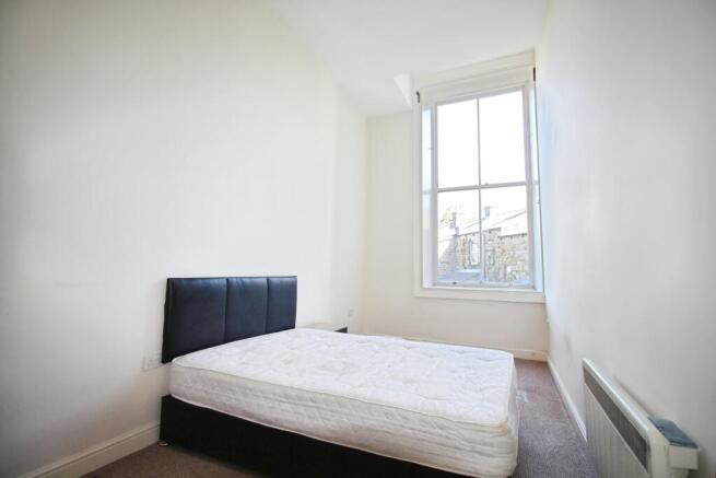 2 bed Flat for sale Image 5