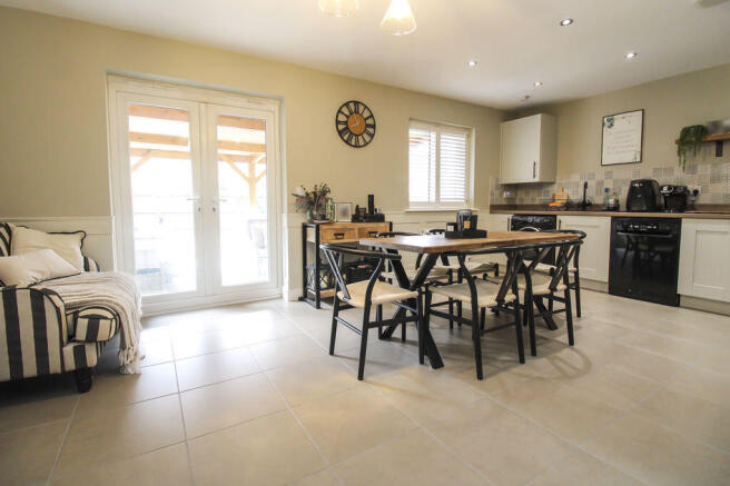 Kitchen/diner 3