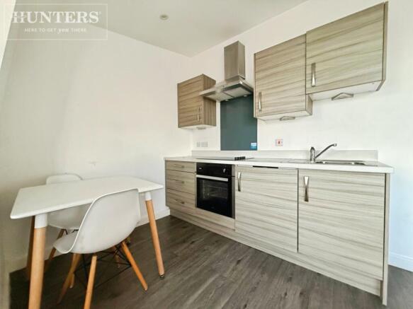 1 bed Apartment to rent Image 6
