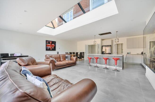 Davidson Frost-Wellings, DFW, Chandos Court, Stanm