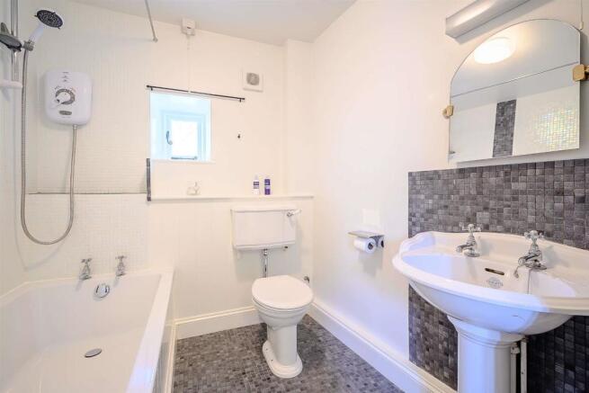 Annex Bathroom-interior73-800.jpg