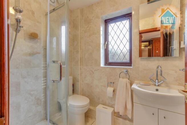 EN-SUITE: