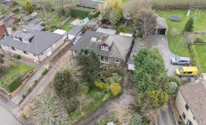 310, Thornhills Lane, Clifton, Brighouse HD6 4JQ