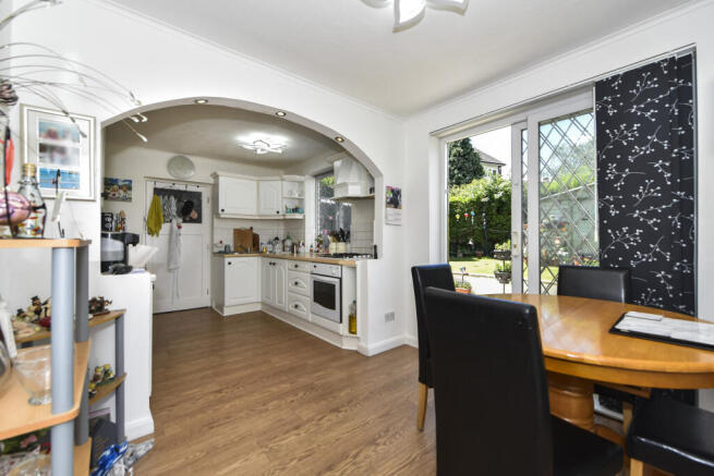 3 bed Semi-Detached for sale Image 6