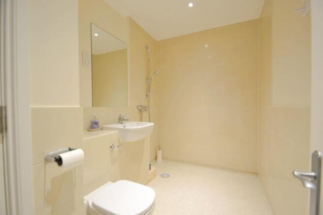 GF Shower Room