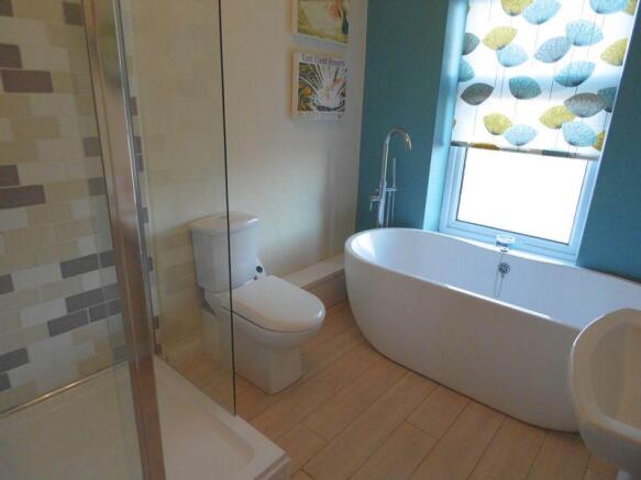 Photo 6