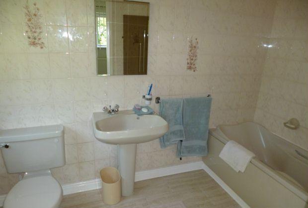 Ensuite Bathroom