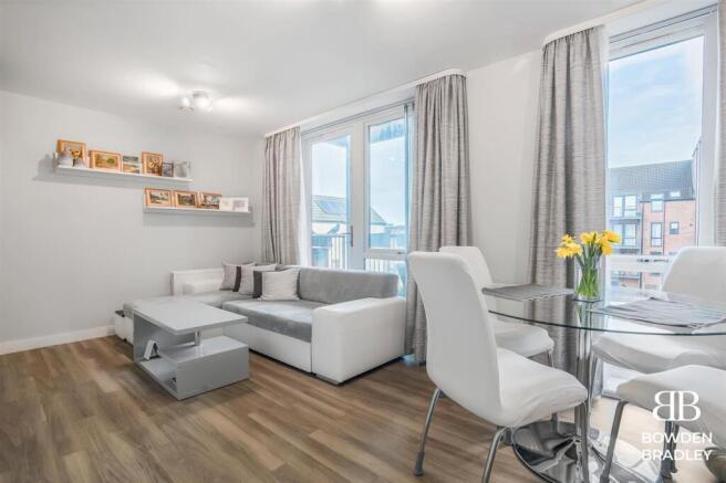 Living Room / Dining Room