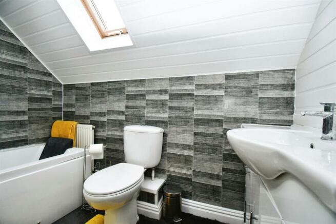 Master en-suite