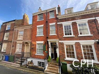 Longwestgate, Scarborough, YO11