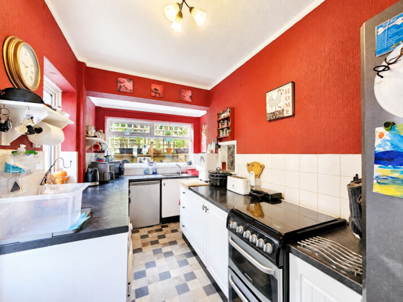 3 bed Semi-Detached for sale Image 5