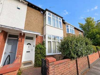Cedar Road East, Abington, Northampton NN3