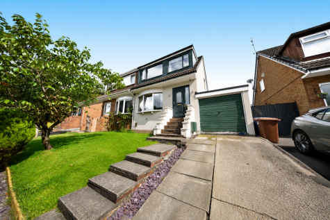 Lower Manor Lane, Burnley, BB12 0EB