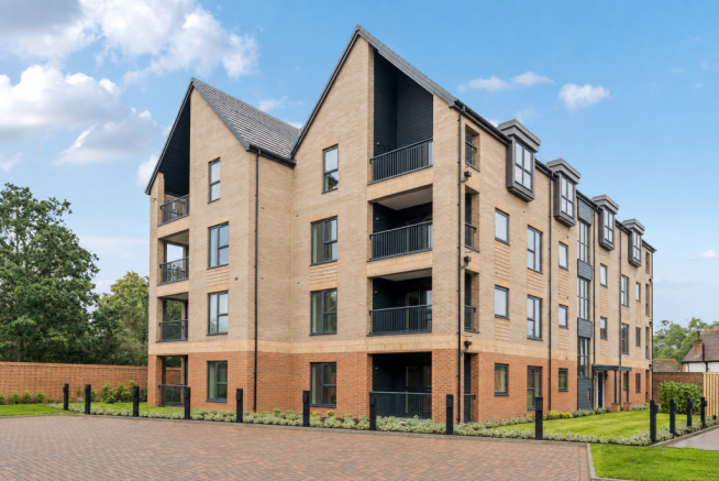maple croft, egham