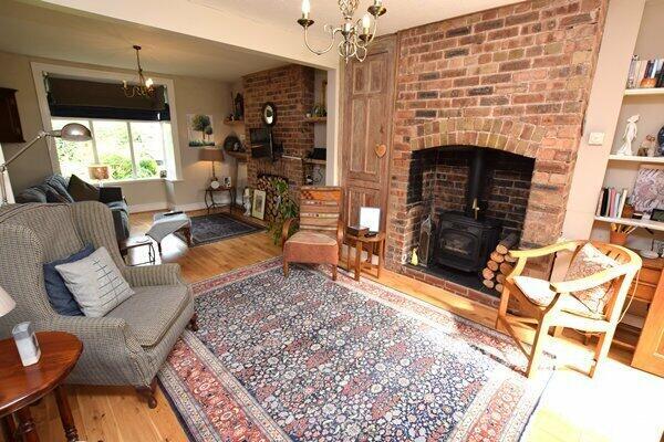 lounge & living room