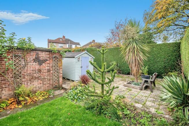 2 bed Detached Bungalow for sale Image 4
