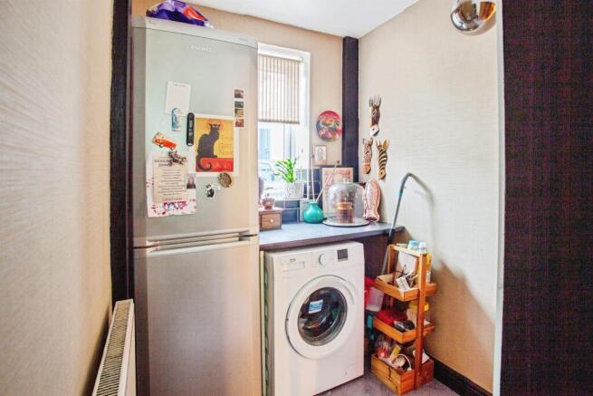 3 bed Semi-Detached for sale Image 11
