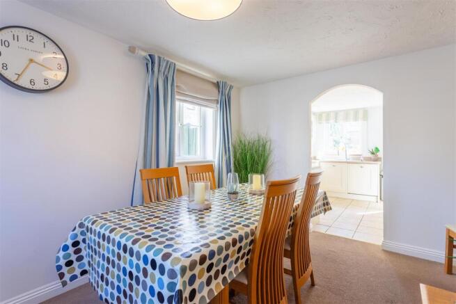 Dining Room.jpg