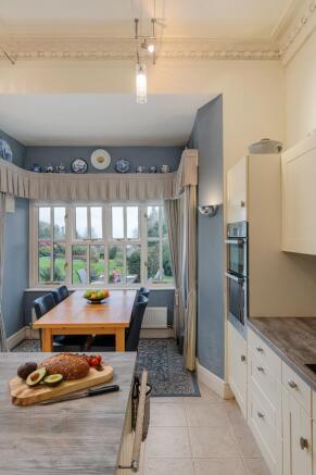 Kitchen & Breakfast Room, 1 Stokeley Manor, Stokenham