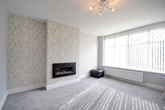 3 bed Semi-Detached for sale Image 6