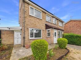 29, Cosgrove Close, Westwood, Peterborough PE3 7JN