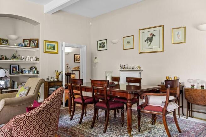 2 bed Apartment for sale Image 5