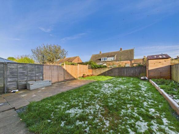 3 bed Semi-Detached for sale Image 12