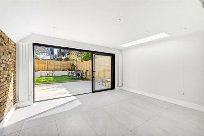 Kitchen/Reception