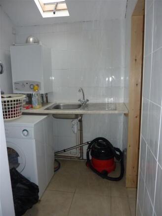 Utility/cloakroom