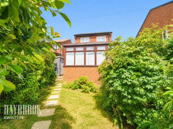 2 bed Detached for sale Image 9