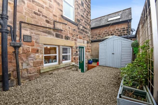 1 bed Apartment to rent Image 12
