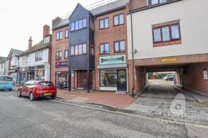 Flat 13, Gainsborough Court, Camp Road, Farnborough GU14 6EP